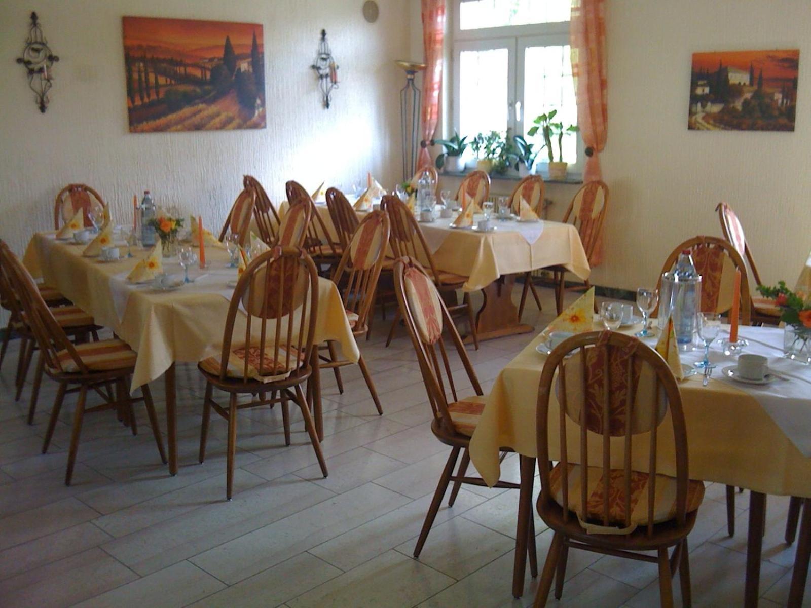 Hotel Reinhold Gummersbach Ngoại thất bức ảnh
