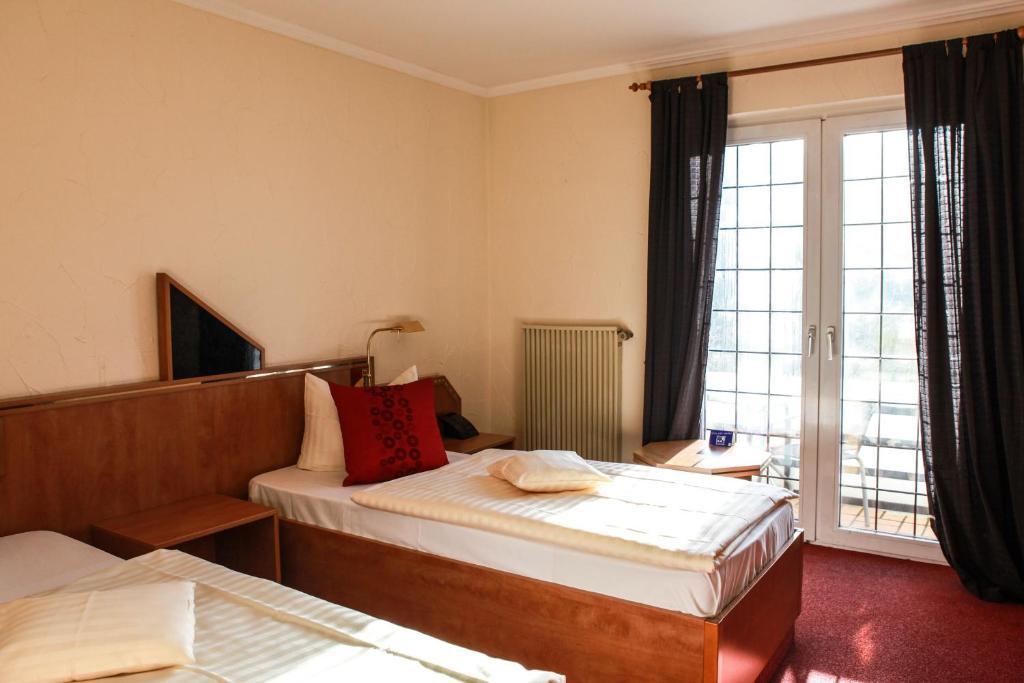 Hotel Reinhold Gummersbach Ngoại thất bức ảnh